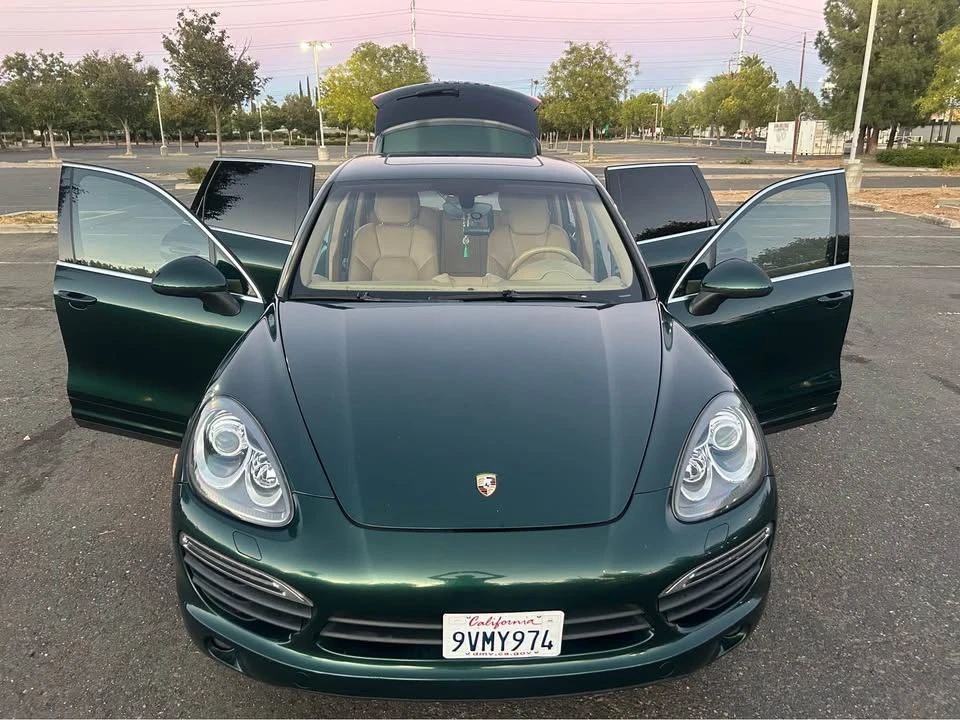 2011 Porsche 958 Cayenne - Image 12 of 16