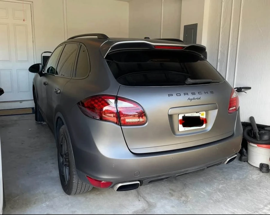 2011 Porsche 958 Cayenne - Image 10 of 11