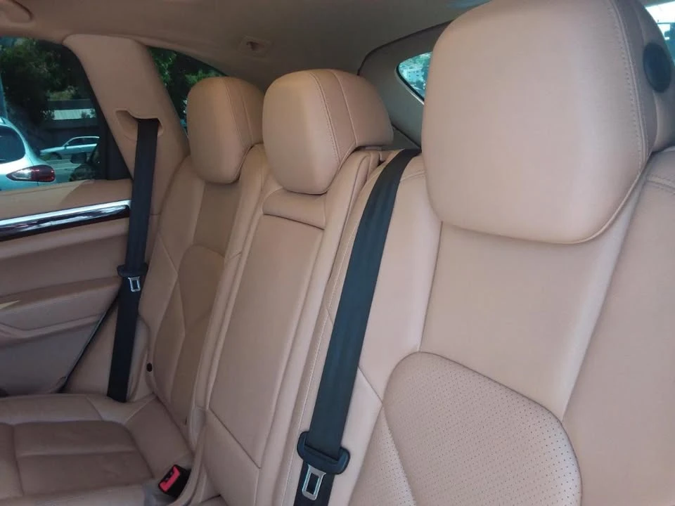 2011 Porsche 958 Cayenne - Image 19 of 20