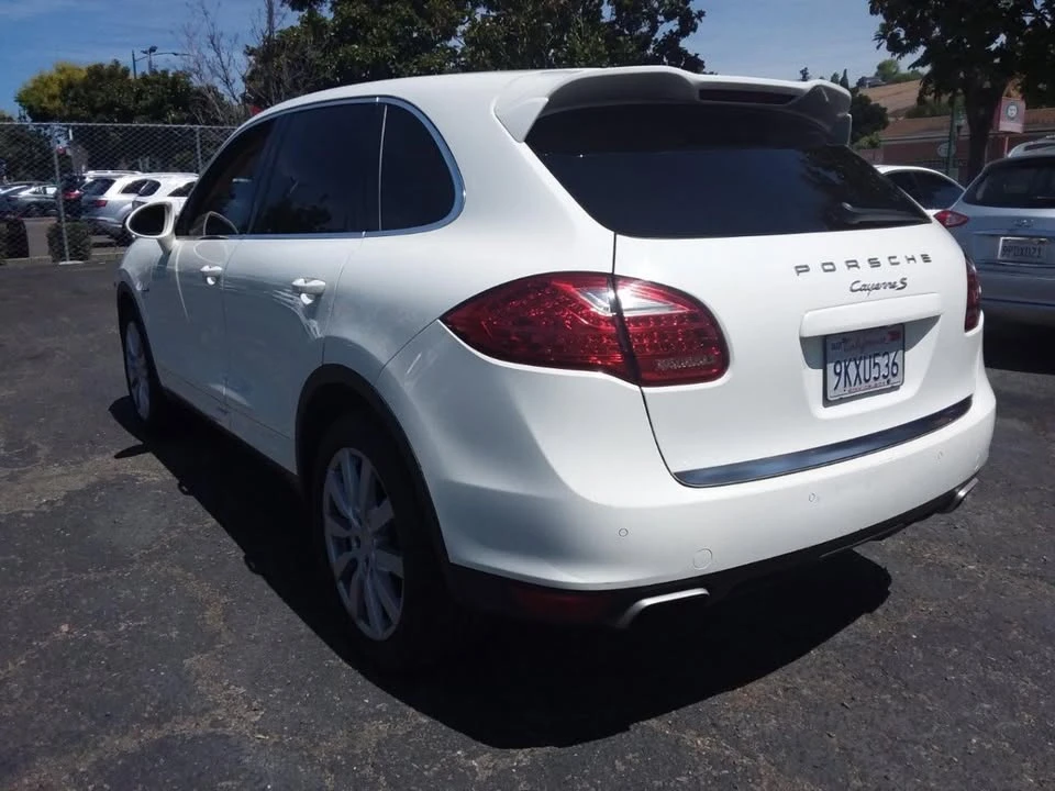 2011 Porsche 958 Cayenne - Image 4 of 20