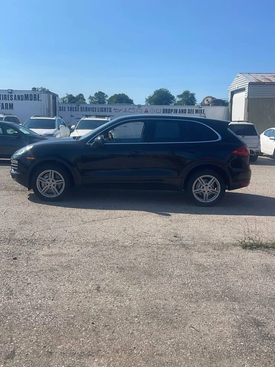 2011 Porsche 958 Cayenne - Image 8 of 20