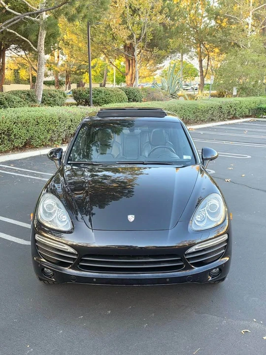 2011 Porsche 958 Cayenne - Image 2 of 20