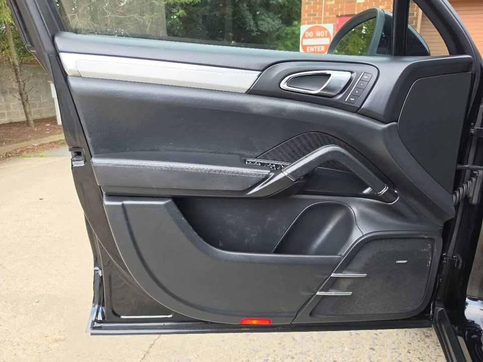 2011 Porsche 958 Cayenne - Image 7 of 20