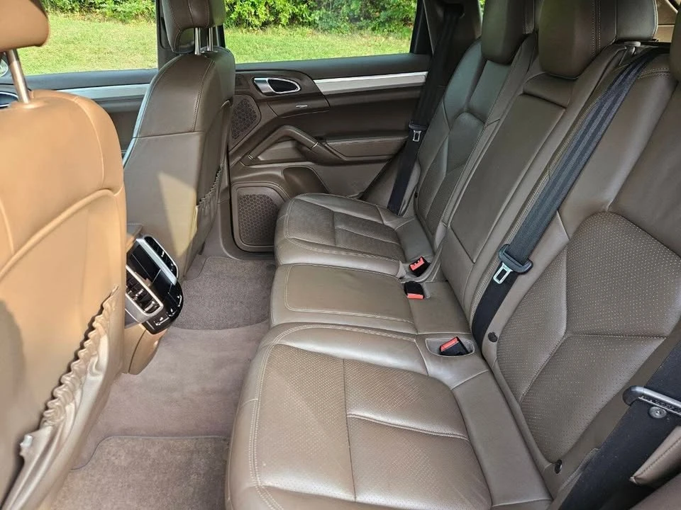 2011 Porsche 958 Cayenne - Image 15 of 20