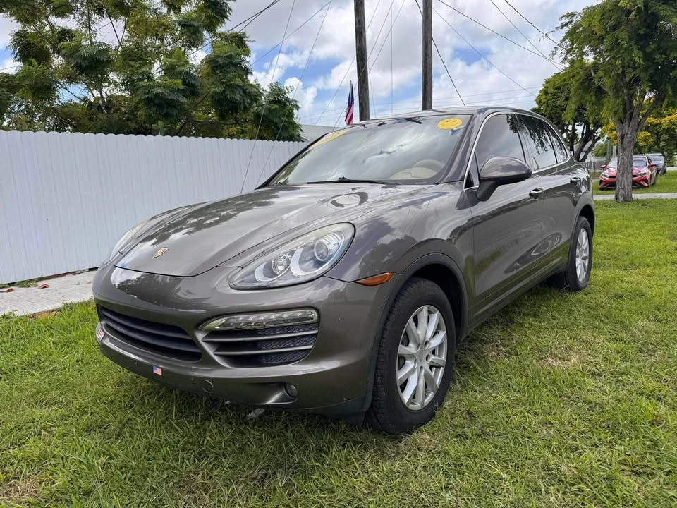 2011 Porsche 958 Cayenne - Image 19 of 20