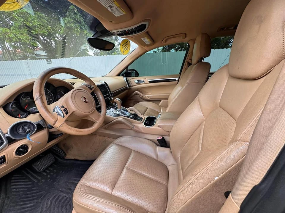 2011 Porsche 958 Cayenne - Image 12 of 20