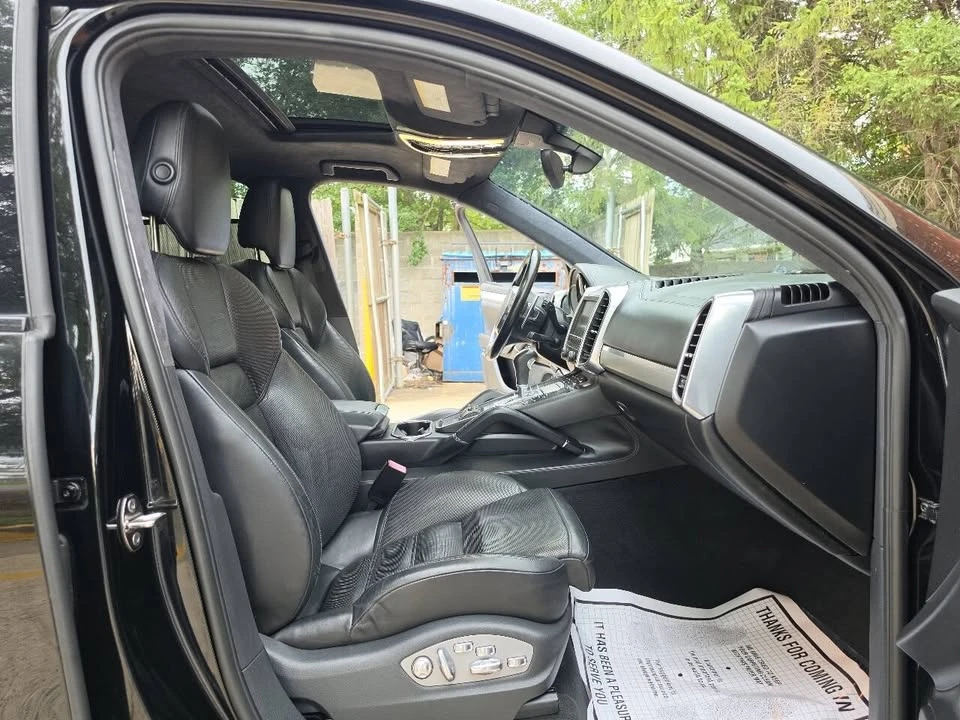 2011 Porsche 958 Cayenne - Image 11 of 20