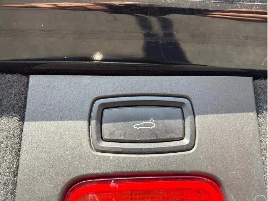2011 Porsche 958 Cayenne - Image 8 of 20
