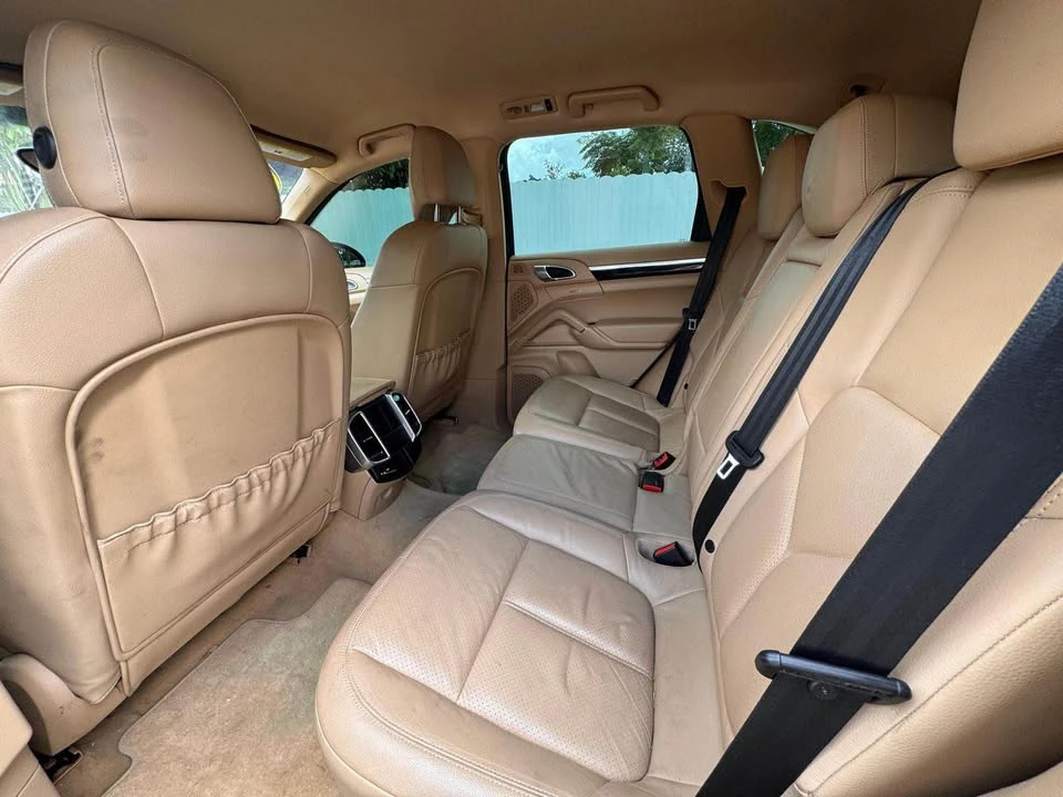 2011 Porsche 958 Cayenne - Image 16 of 20