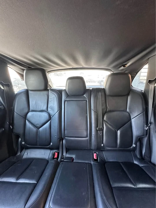 2011 Porsche 958 Cayenne - Image 5 of 17