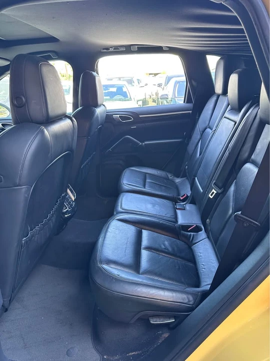 2011 Porsche 958 Cayenne - Image 6 of 17
