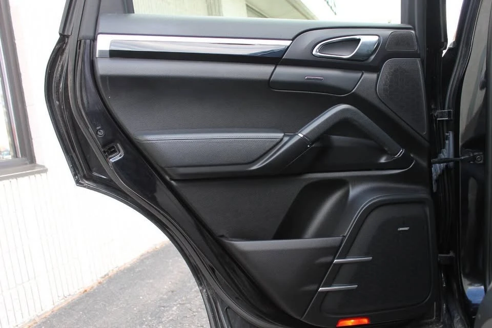 2011 Porsche 958 Cayenne - Image 16 of 20
