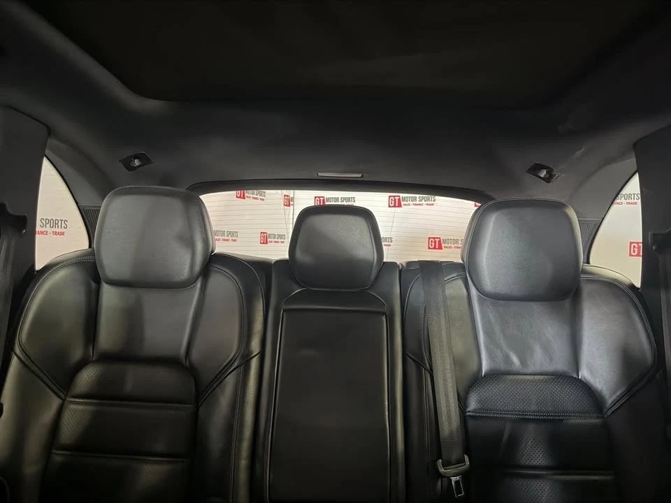 2011 Porsche 958 Cayenne - Image 16 of 17