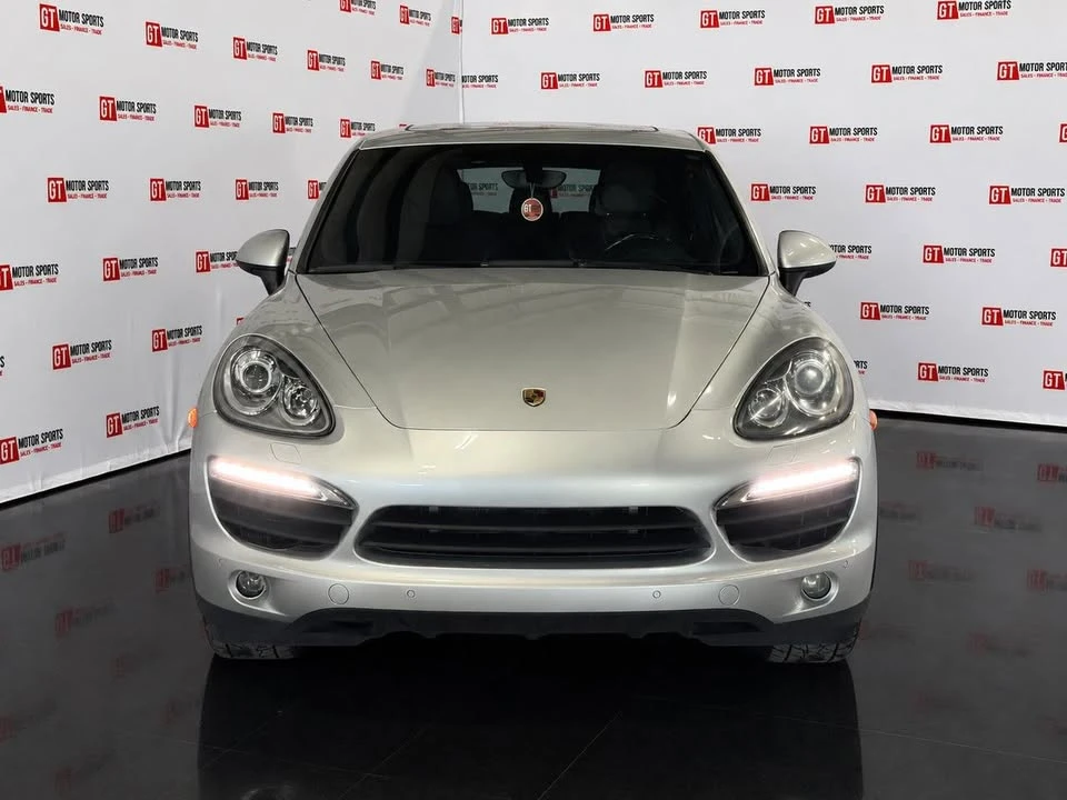 2011 Porsche 958 Cayenne - Image 2 of 17