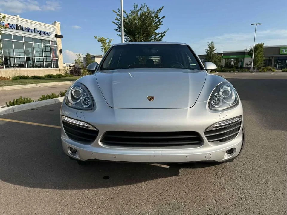 2011 Porsche 958 Cayenne - Image 2 of 14