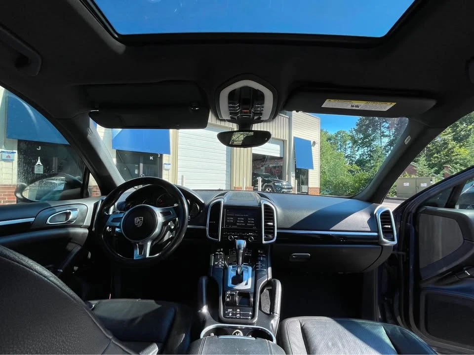 2011 Porsche 958 Cayenne - Image 7 of 13