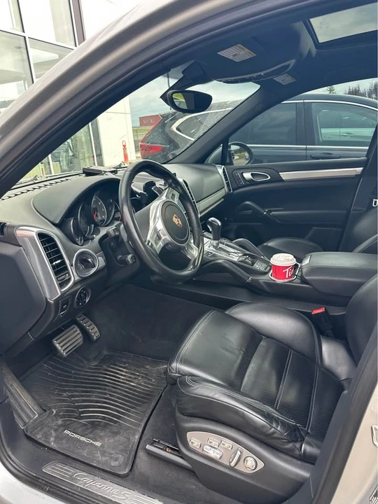 2011 Porsche 958 Cayenne - Image 7 of 12