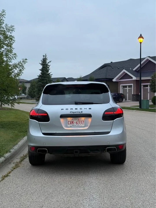 2011 Porsche 958 Cayenne - Image 2 of 20