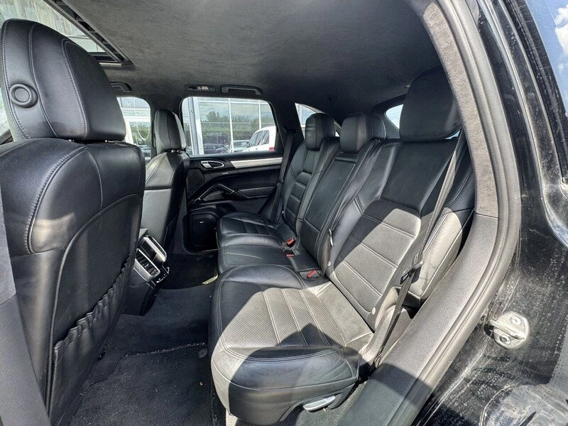 2011 Porsche 958 Cayenne - Image 8 of 10