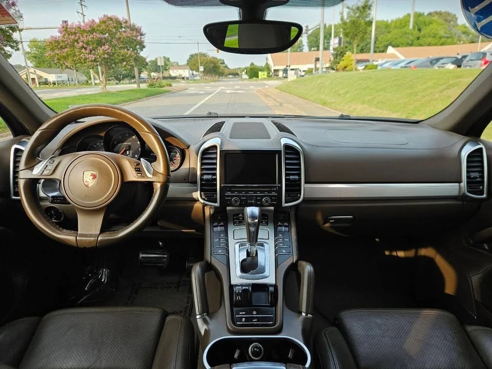 2011 Porsche 958 Cayenne - Image 19 of 20