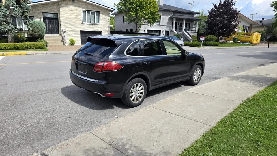 2011 Porsche 958 Cayenne - Image 6 of 11