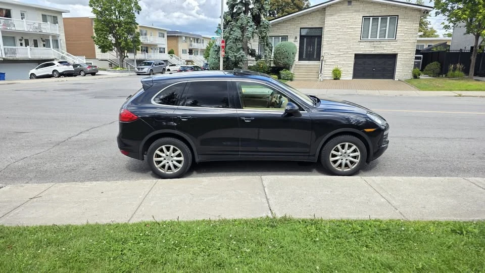 2011 Porsche 958 Cayenne - Image 7 of 11