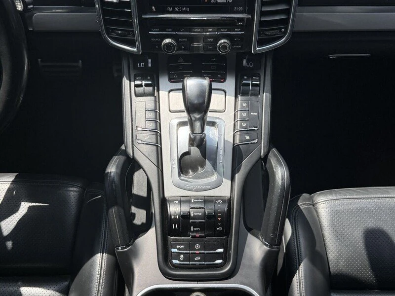 2011 Porsche 958 Cayenne - Image 10 of 10