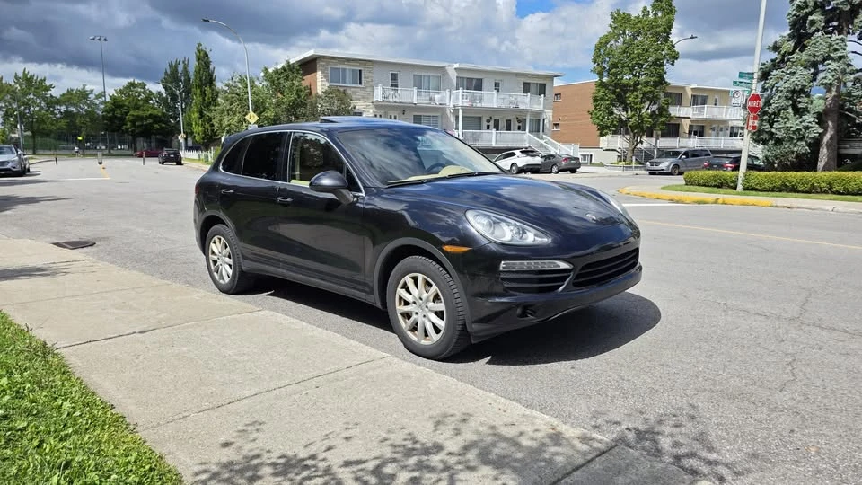2011 Porsche 958 Cayenne - Image 8 of 11