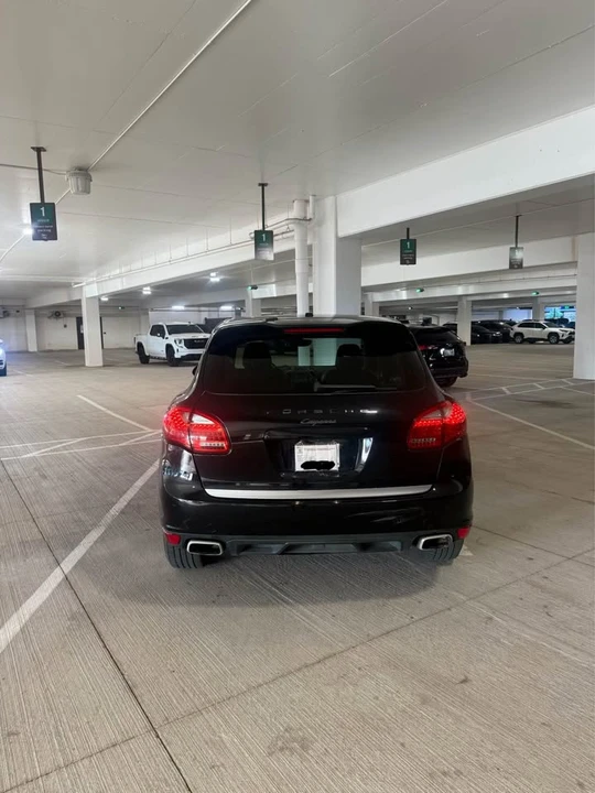 2011 Porsche 958 Cayenne - Image 8 of 8