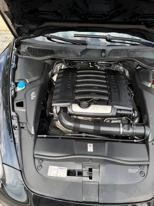 2011 Porsche 958 Cayenne - Image 10 of 11