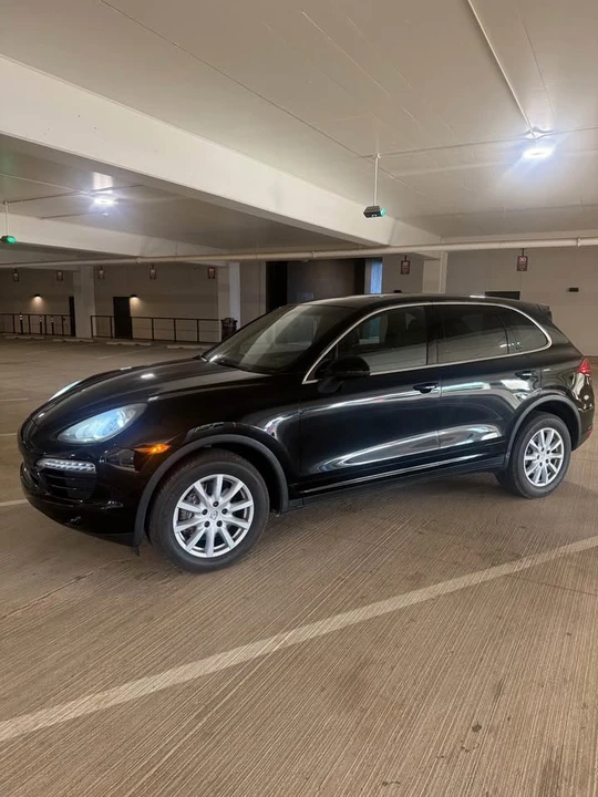 2011 Porsche 958 Cayenne - Image 3 of 8
