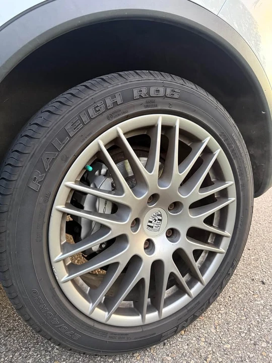 2011 Porsche 958 Cayenne - Image 16 of 20