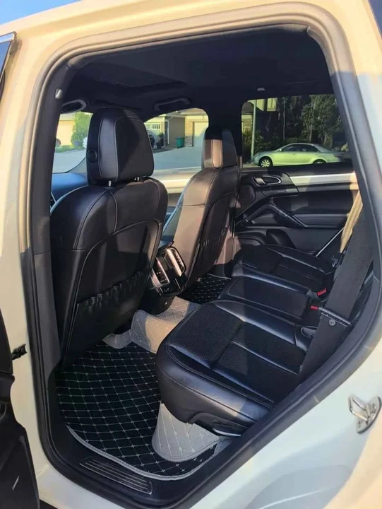 2011 Porsche 958 Cayenne - Image 10 of 14