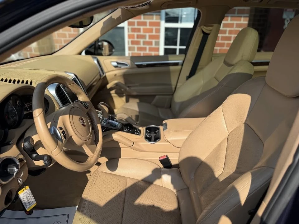 2011 Porsche 958 Cayenne - Image 10 of 20