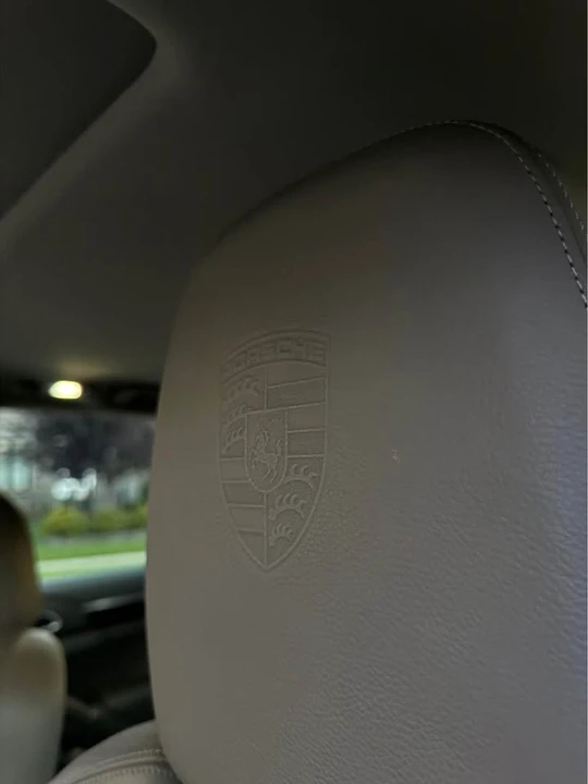 2011 Porsche 958 Cayenne - Image 14 of 20