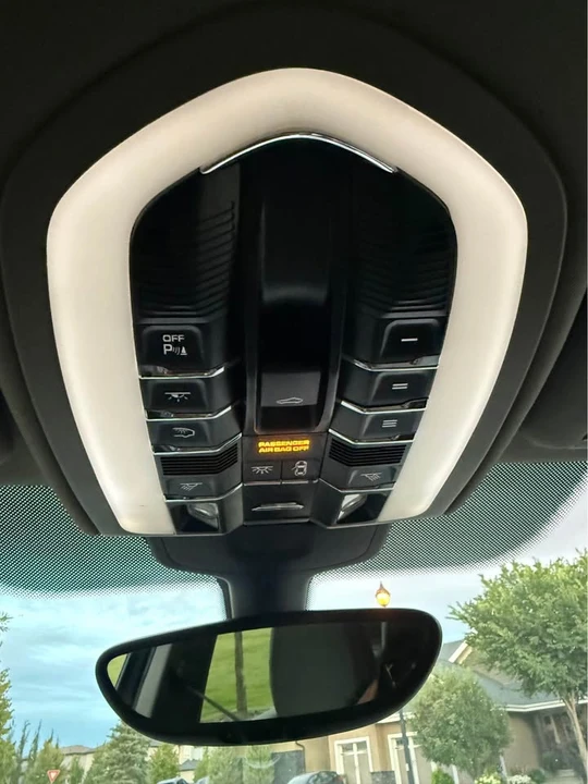 2011 Porsche 958 Cayenne - Image 14 of 20