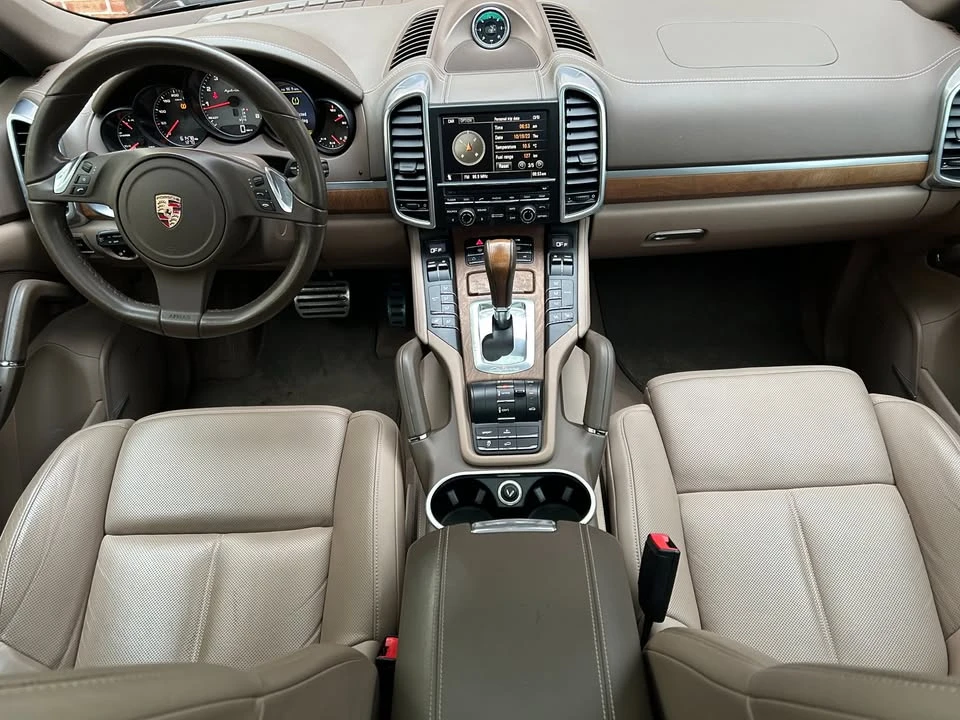 2011 Porsche 958 Cayenne - Image 9 of 20