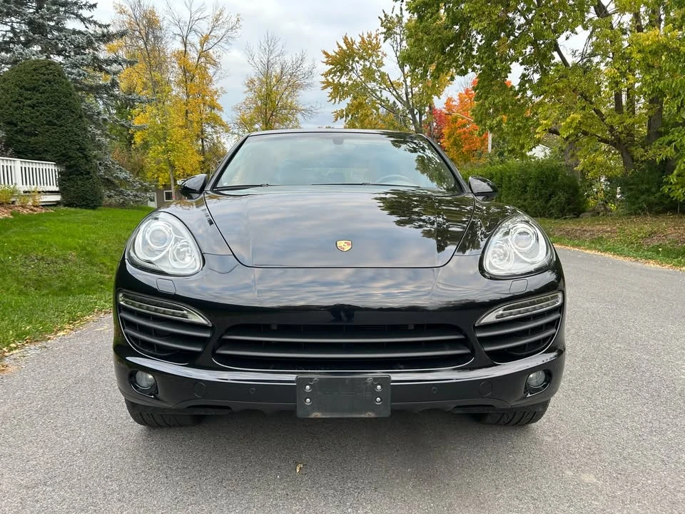 2011 Porsche 958 Cayenne - Image 2 of 20