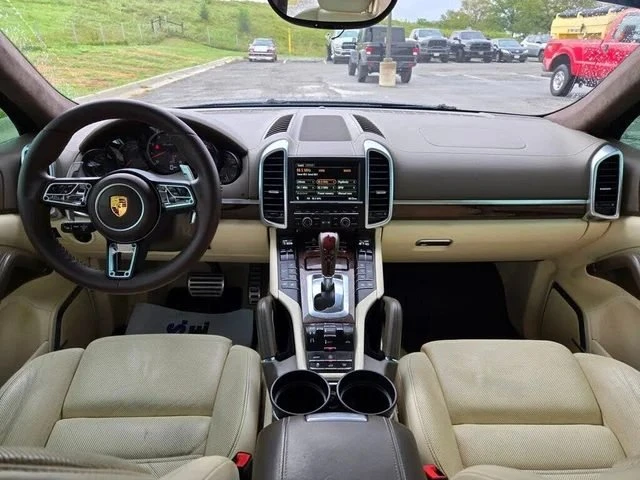 2011 Porsche 958 Cayenne - Image 18 of 20