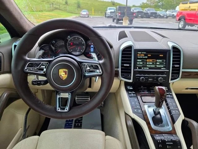 2011 Porsche 958 Cayenne - Image 19 of 20