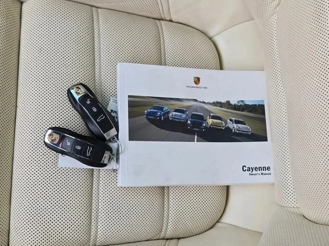 2011 Porsche 958 Cayenne - Image 12 of 20