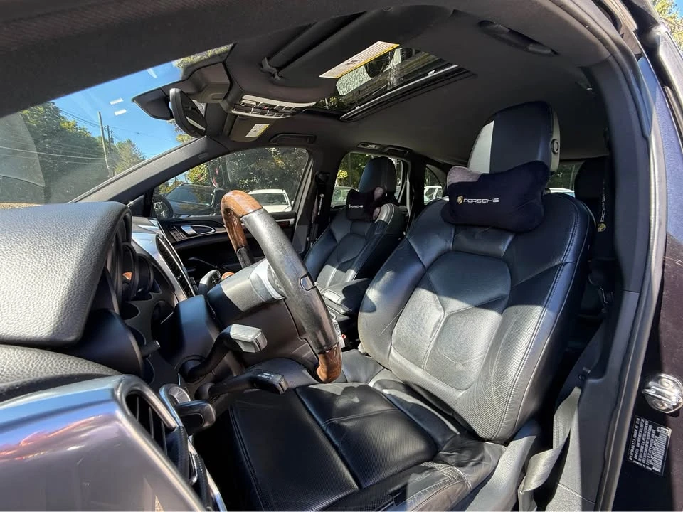 2011 Porsche 958 Cayenne - Image 5 of 17