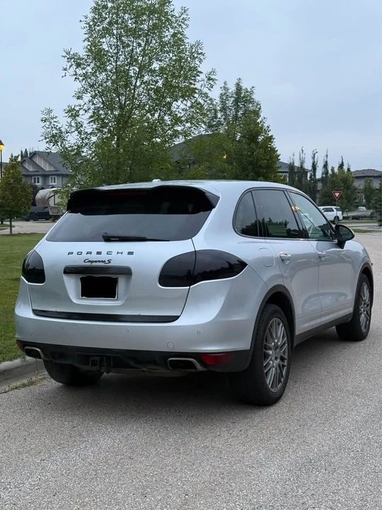 2011 Porsche 958 Cayenne - Image 2 of 20