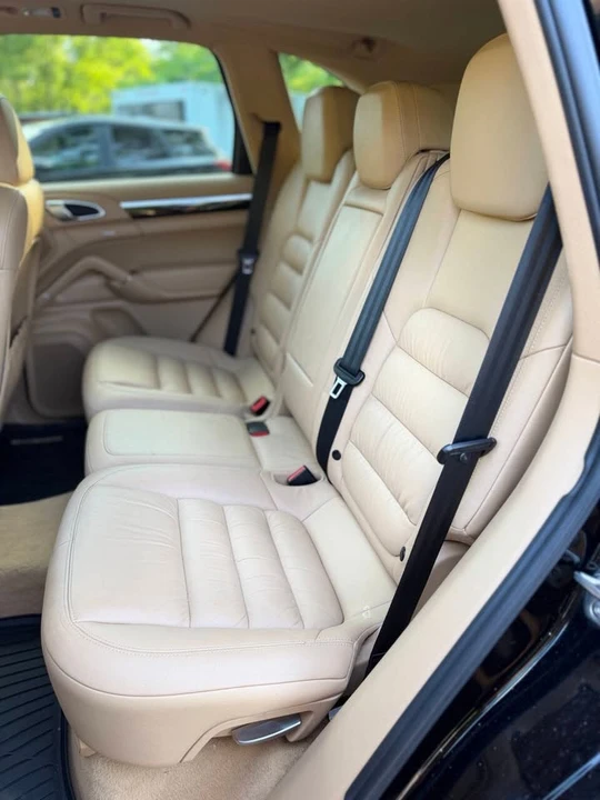 2011 Porsche 958 Cayenne - Image 19 of 20