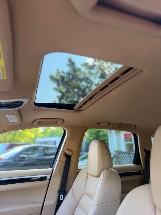 2011 Porsche 958 Cayenne - Image 17 of 20