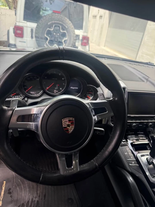 2011 Porsche 958 Cayenne - Image 4 of 8