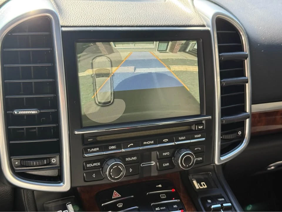 2011 Porsche 958 Cayenne - Image 14 of 17