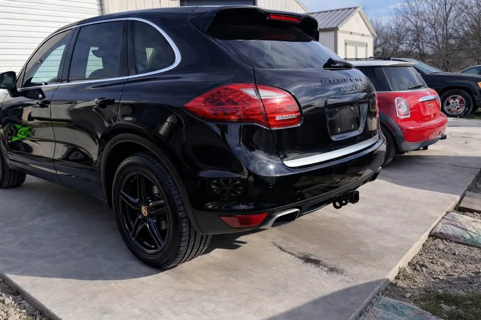 2011 Porsche 958 Cayenne - Image 9 of 9