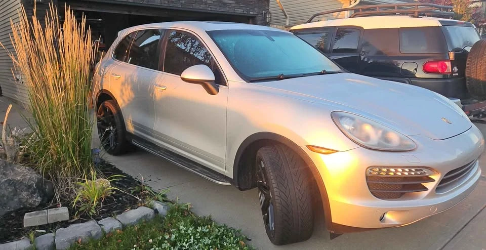 2011 Porsche 958 Cayenne - Image 3 of 6