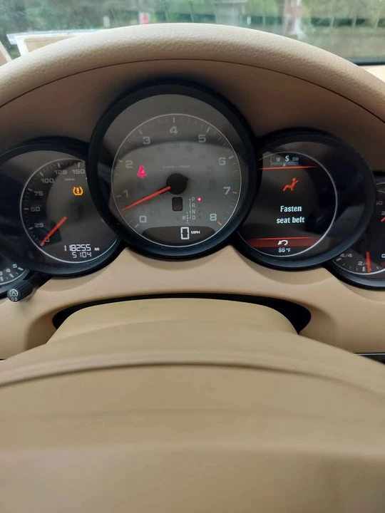 2011 Porsche 958 Cayenne - Image 9 of 20